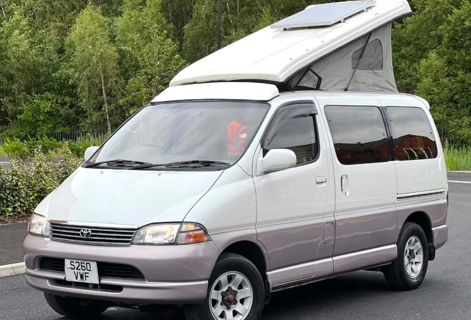 Toyota Granvia 2013