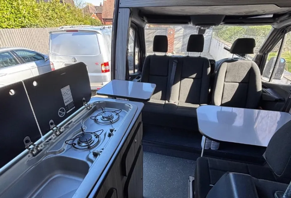 Mercedes Expedition 2020