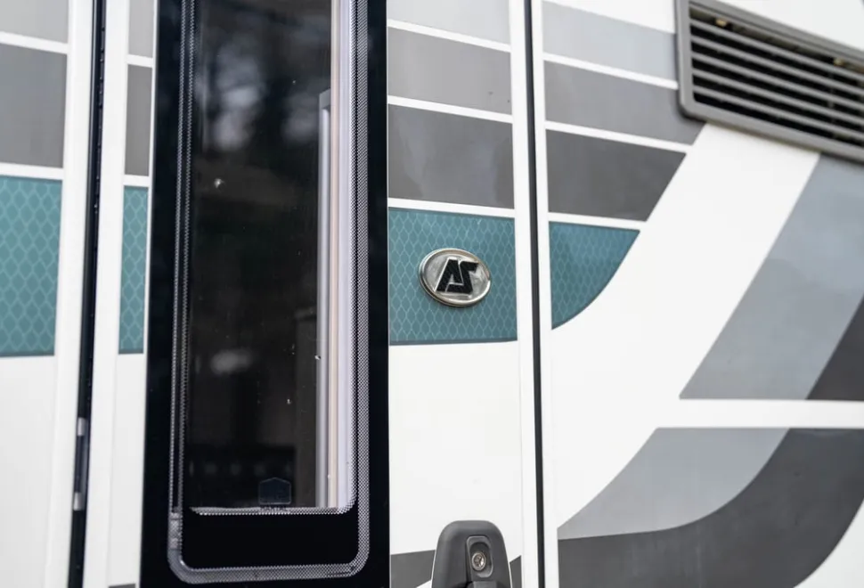 Auto-Sleepers Broadway FB 2018