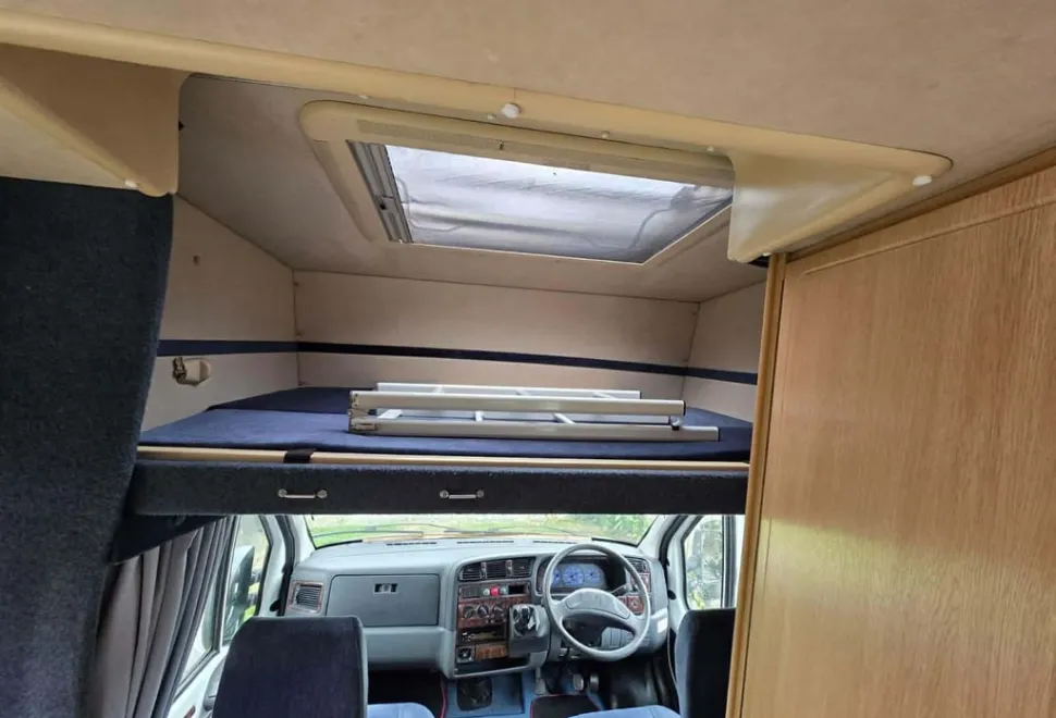 Auto-Sleeper Boxer 2001