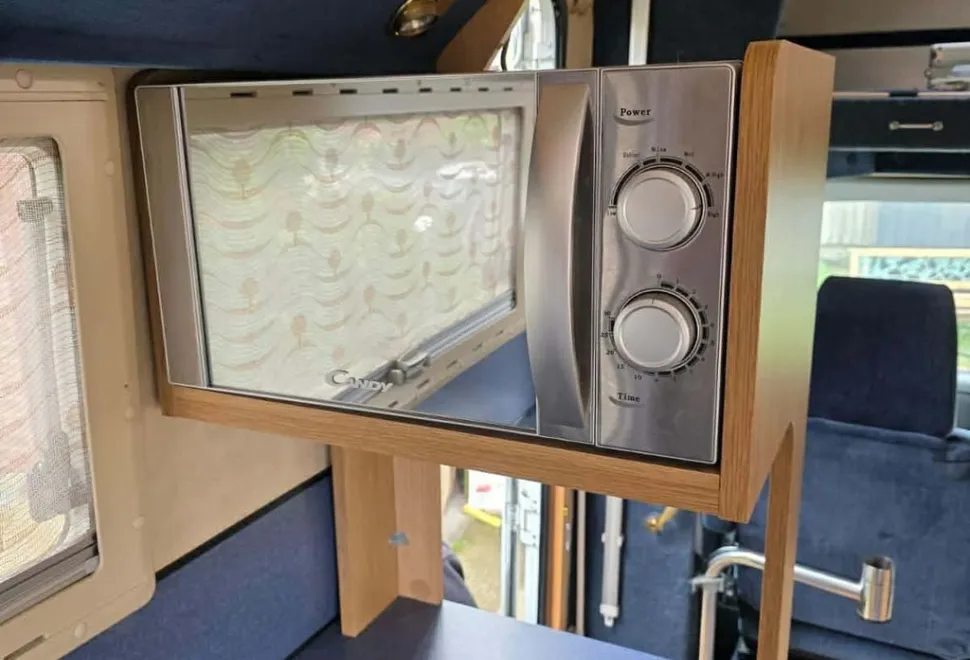 Auto-Sleeper Boxer 2001