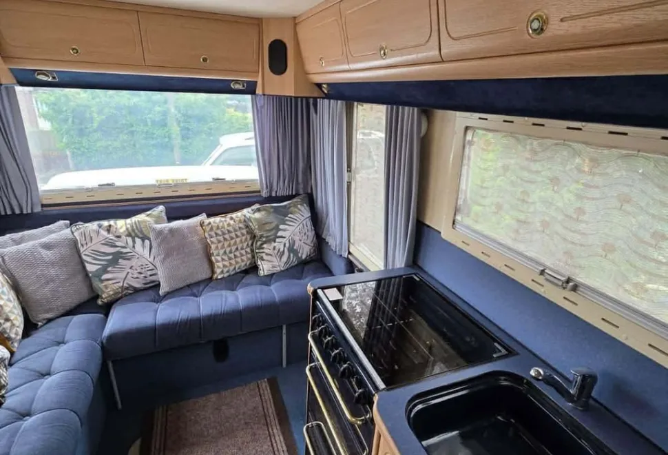 Auto-Sleeper Boxer 2001
