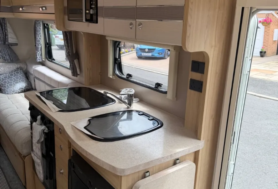 Elddis Autoquest 195 2017