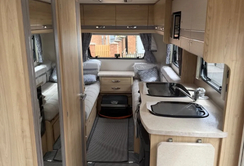 Elddis Autoquest 195 2017