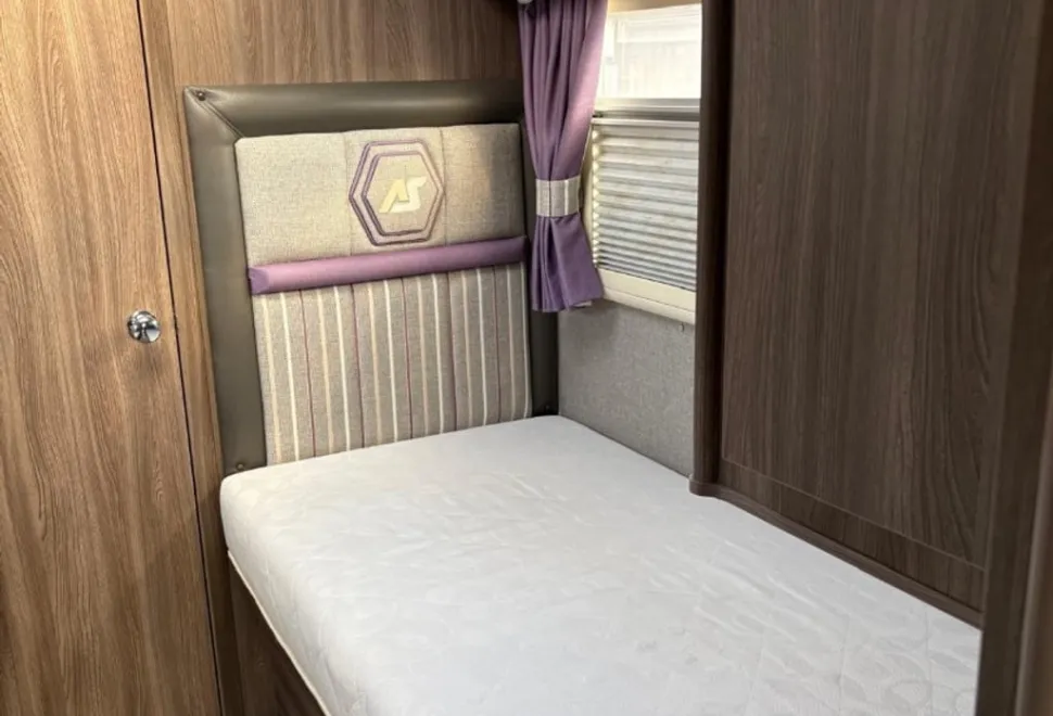 Auto-Sleepers Corinium Duo 2017