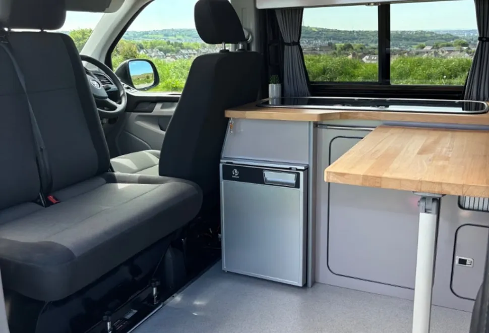 Volkswagen Transporter SWB 2016