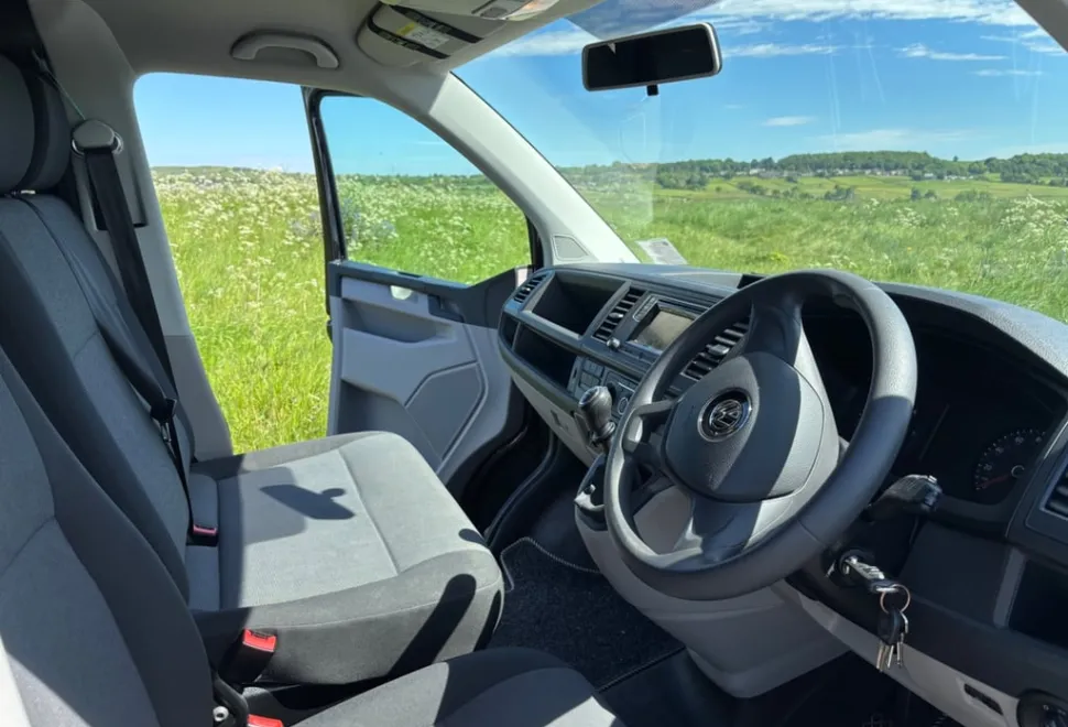 Volkswagen Transporter SWB 2016