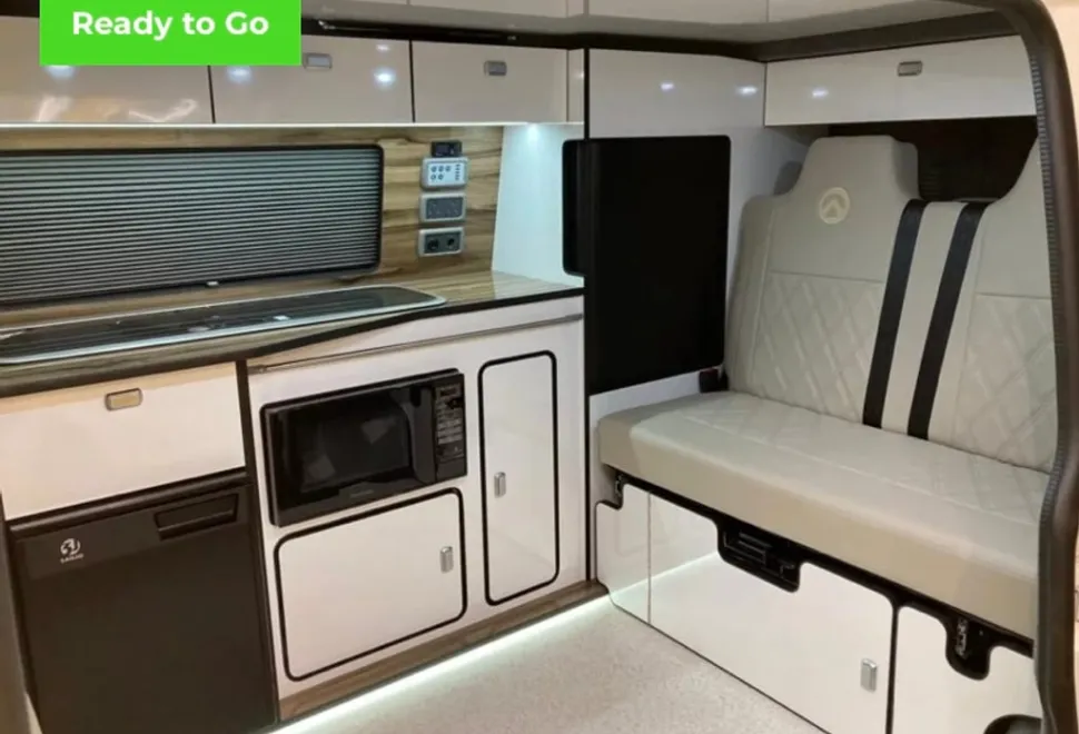 Volkswagen Transporter T6 - pro conversion 2017