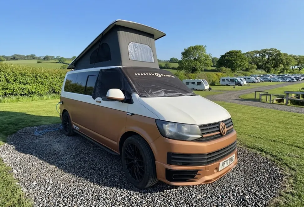 Volkswagen Transporter T6 - pro conversion 2017