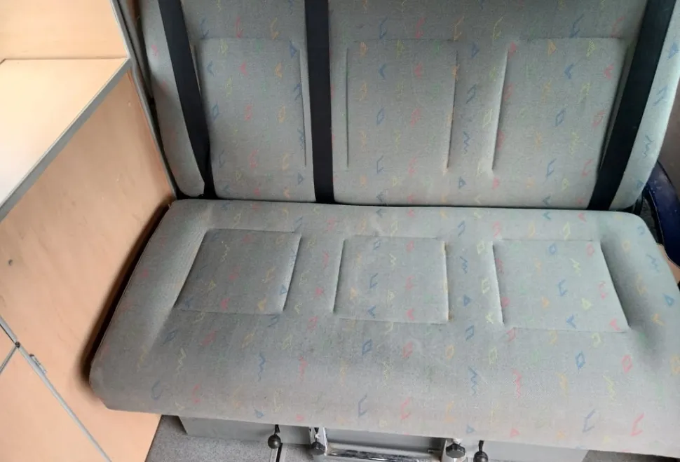 Volkswagen T5 LWB Hightop 2006
