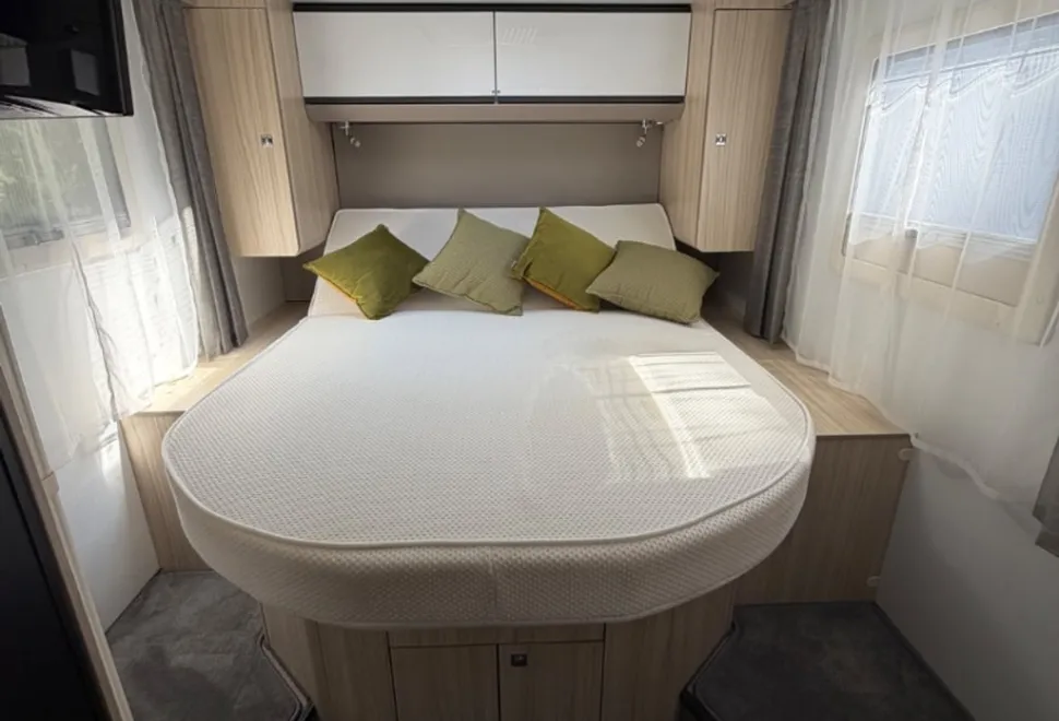Adria Compact Supreme SC 2022