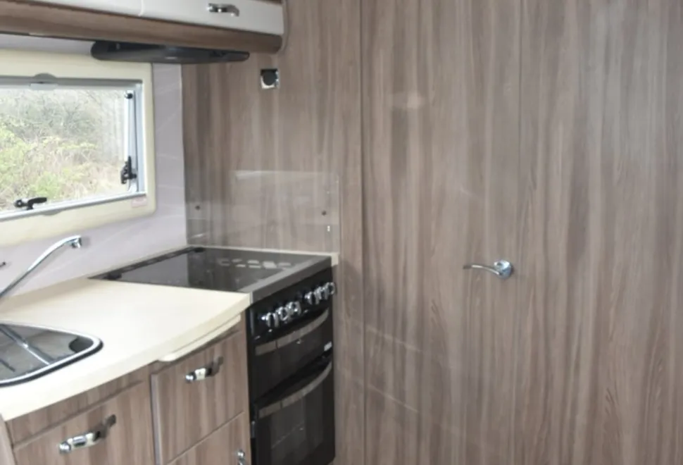 Auto-sleeper Corinium 2021