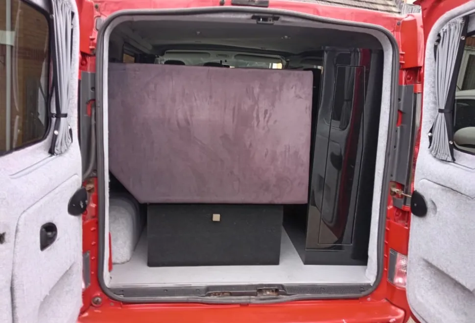Vauxhall Vivaro 2005