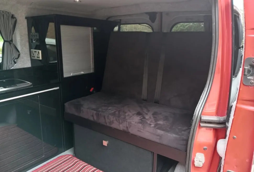 Vauxhall Vivaro 2005