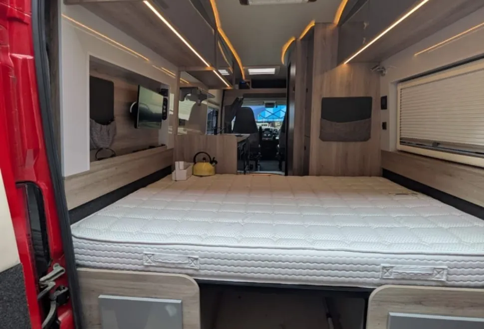 Peugeot BOXER LWB 2019