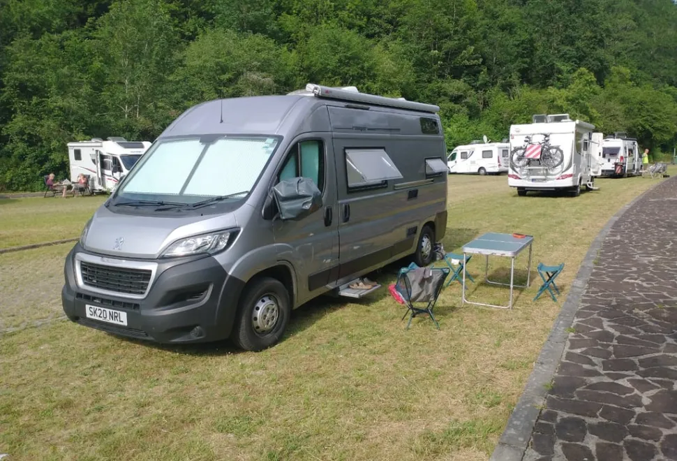 Peugeot 335 Professional L3H2 Blue HDi 2020