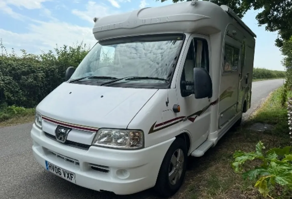 Autocruise Starlet 2006