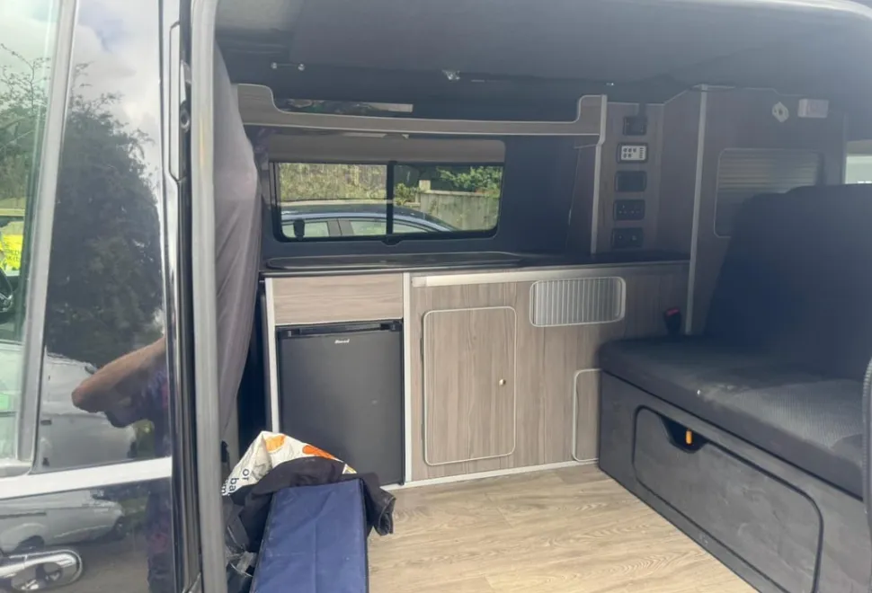 Volkswagen transporter T6 2017