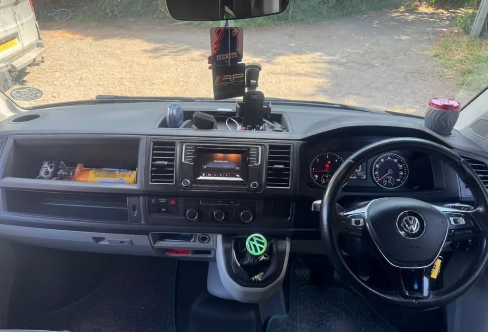 Volkswagen transporter T6 2017