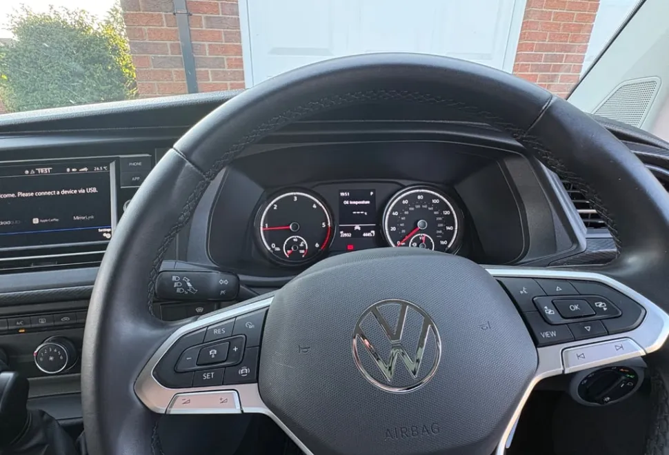 Volkswagen Transporter T6.1 SWB 2023