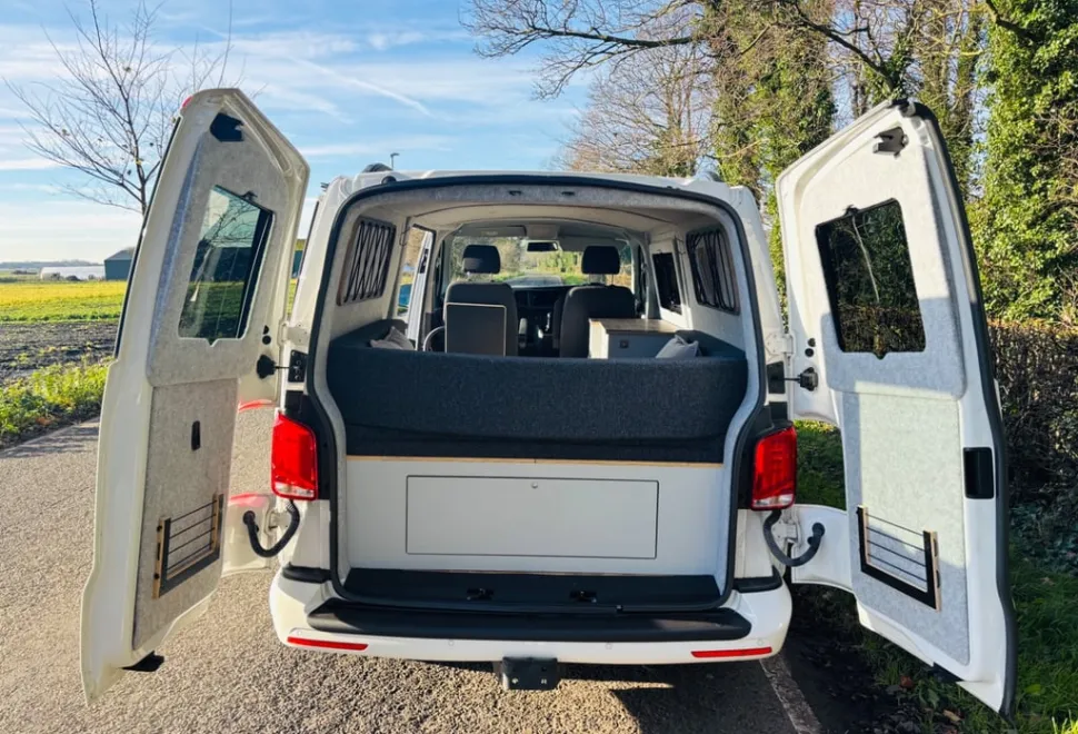 Volkswagen Transporter 2023