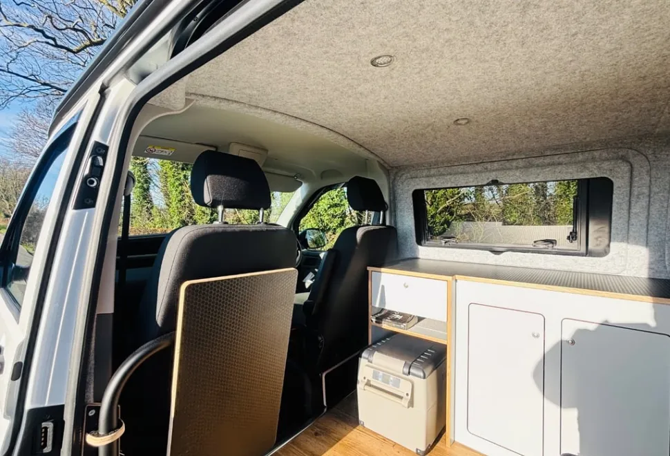 Volkswagen Transporter 2023