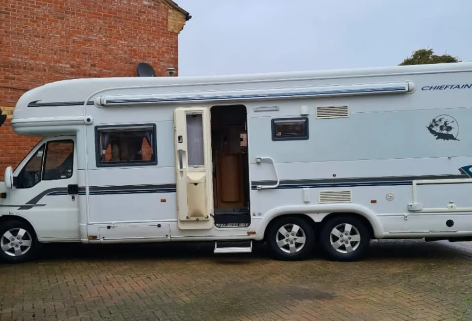 Auto-Trail Chieftain 2005