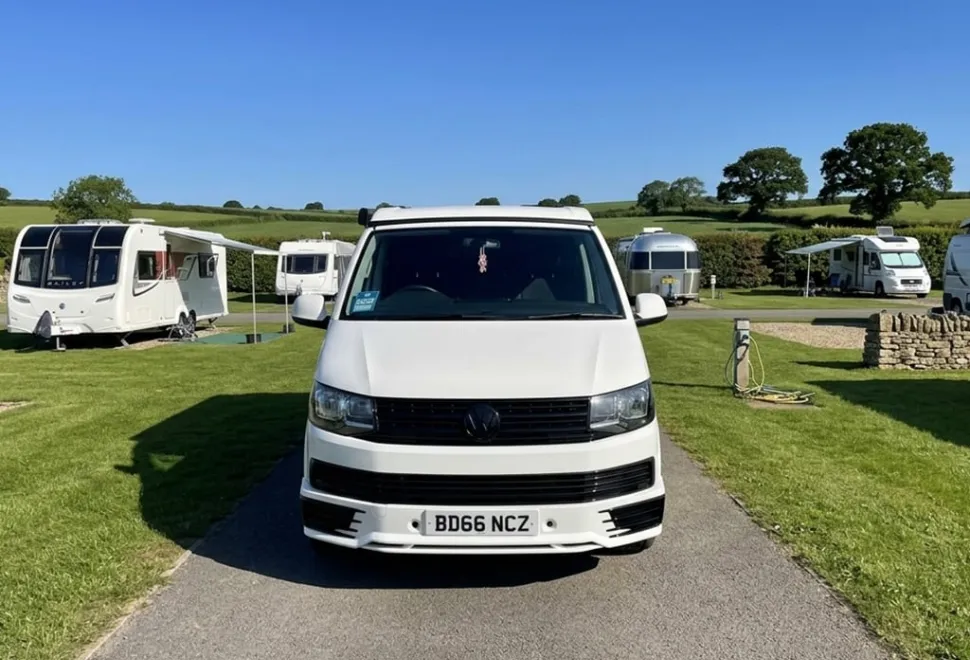Volkswagen T30 2016