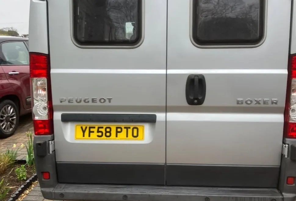 Vantage max. 2 birth. 2seats convert to double bef 2008