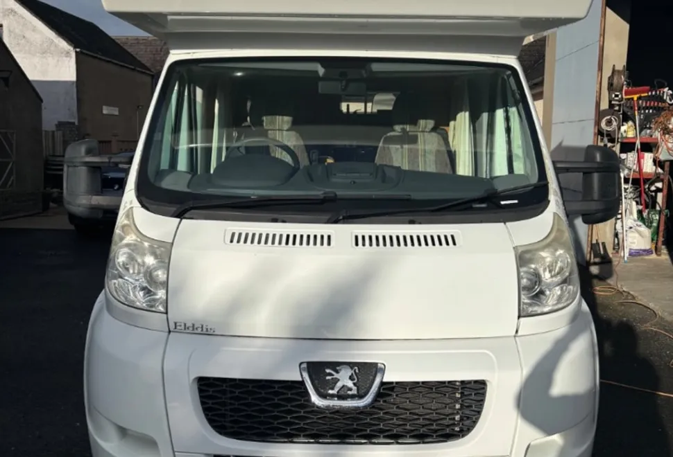 Elddis sunseeker 2009