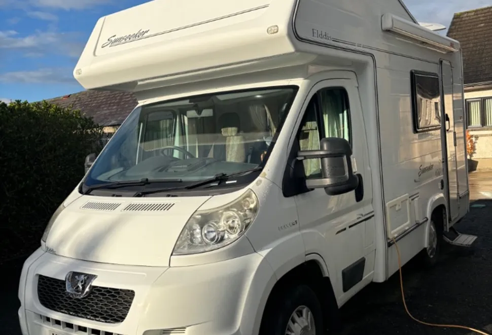Elddis sunseeker 2009