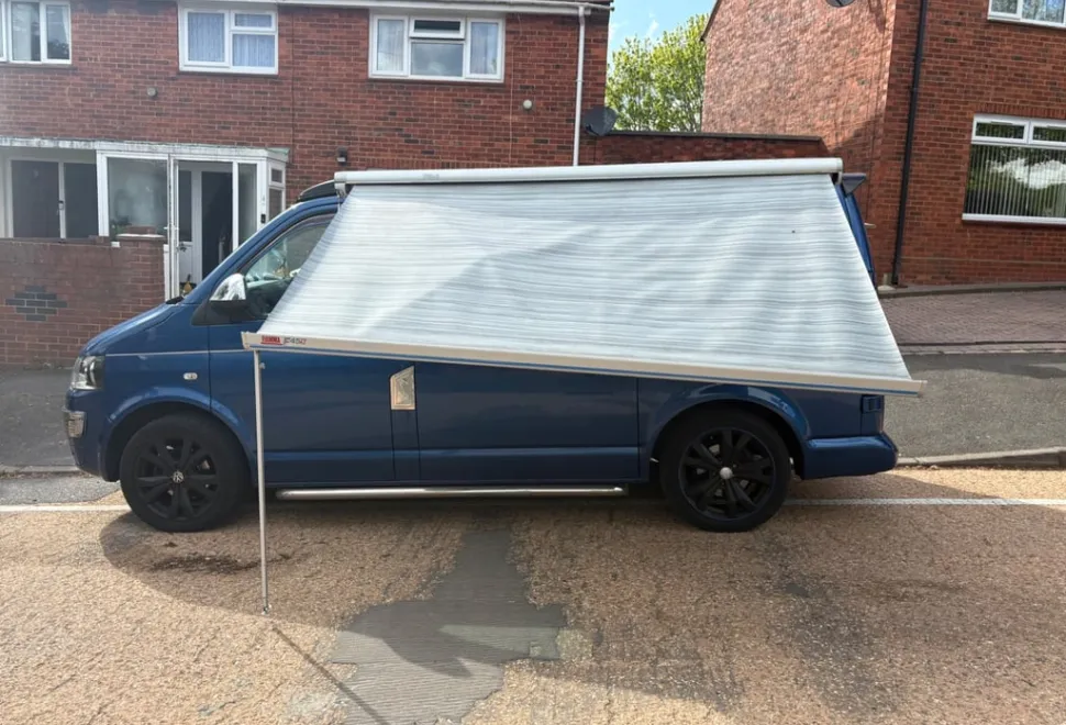 Volkswagen T5 vw campervan 2012