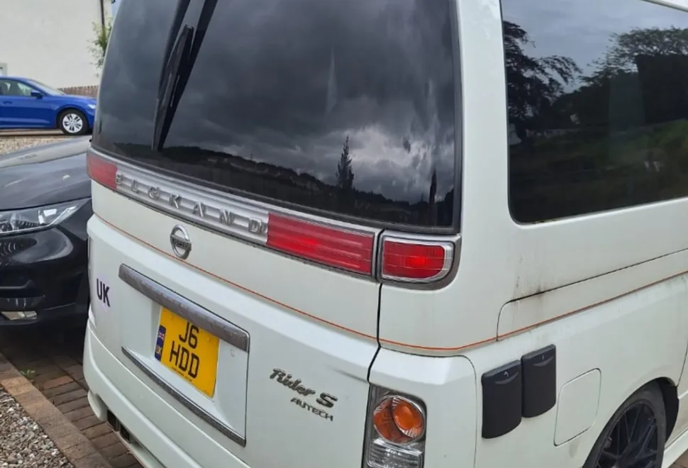 Nissan el grand 2007