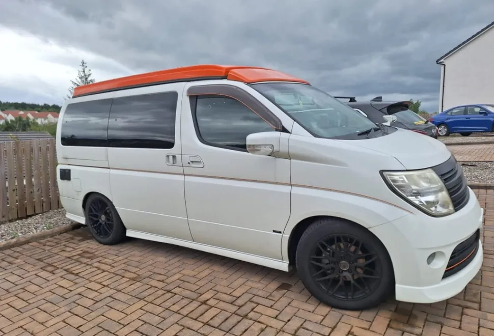 Nissan el grand 2007