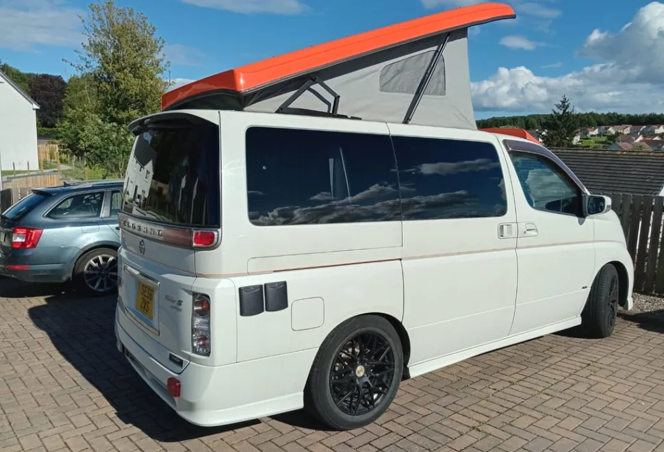 Nissan el grand 2007