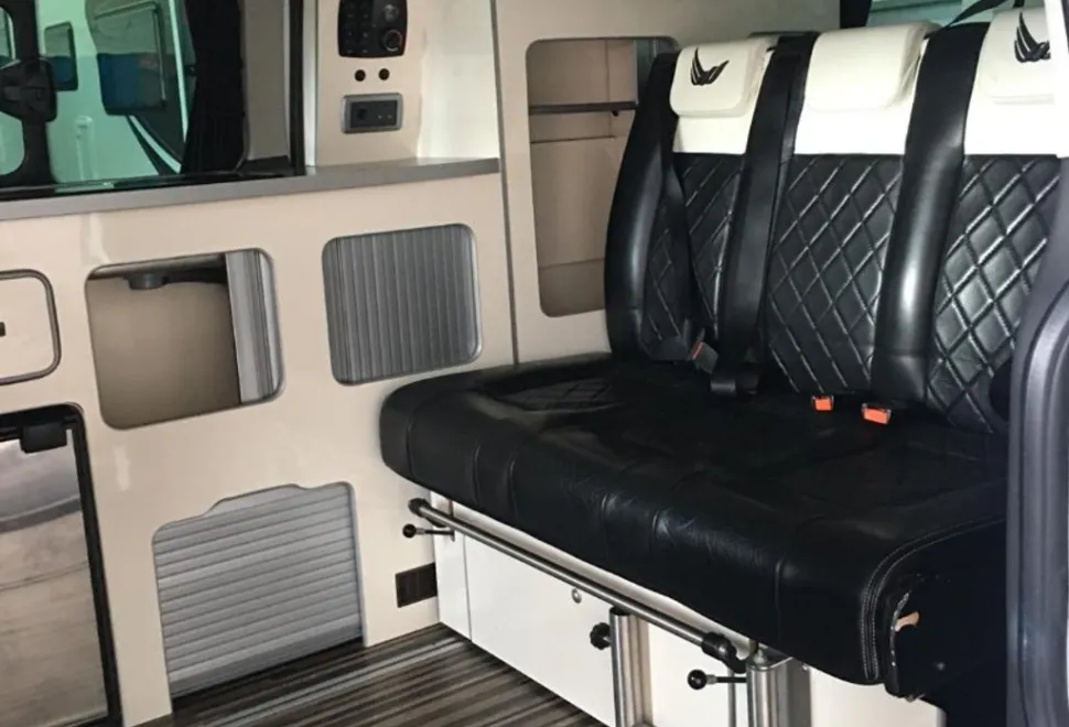 Ford Tourneo Custom 300 Trend E-Tec 2014