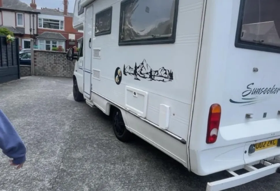 Elddis Sunseeker 2002