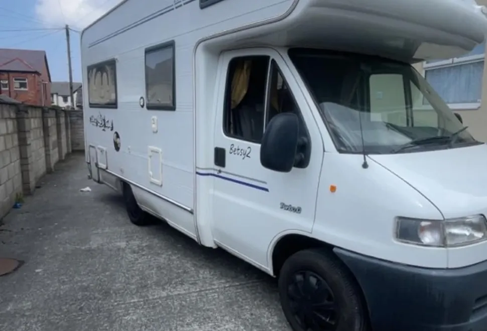 Elddis Sunseeker 2002