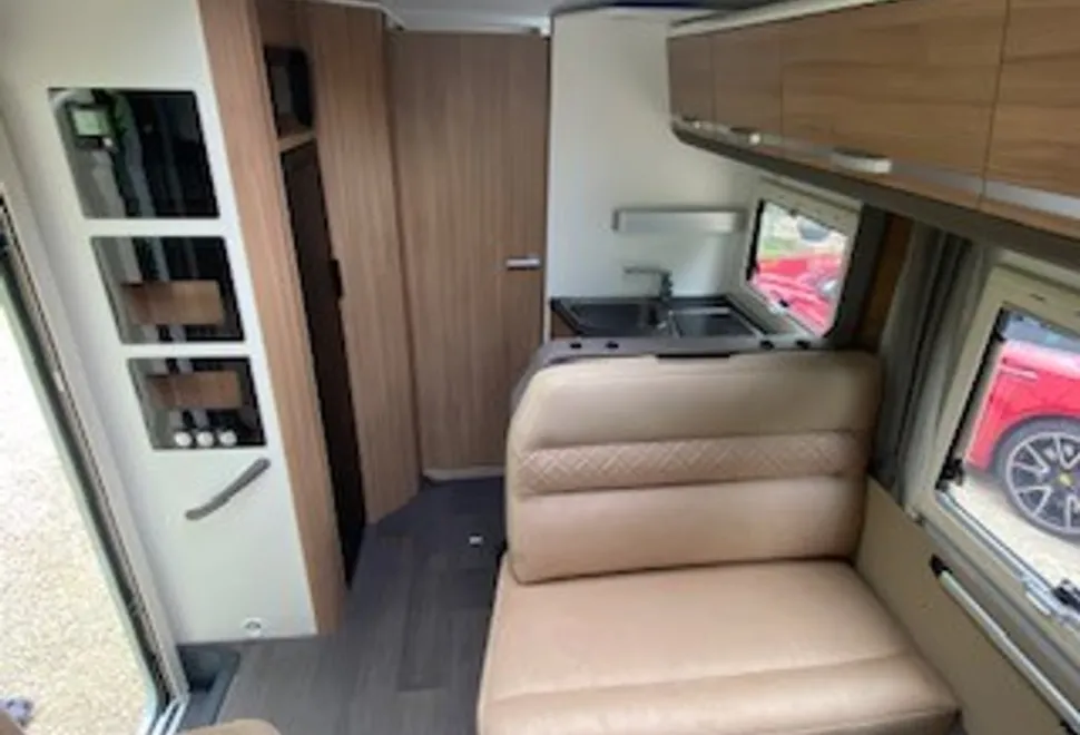 Adria Coral Exess 670 S 2020