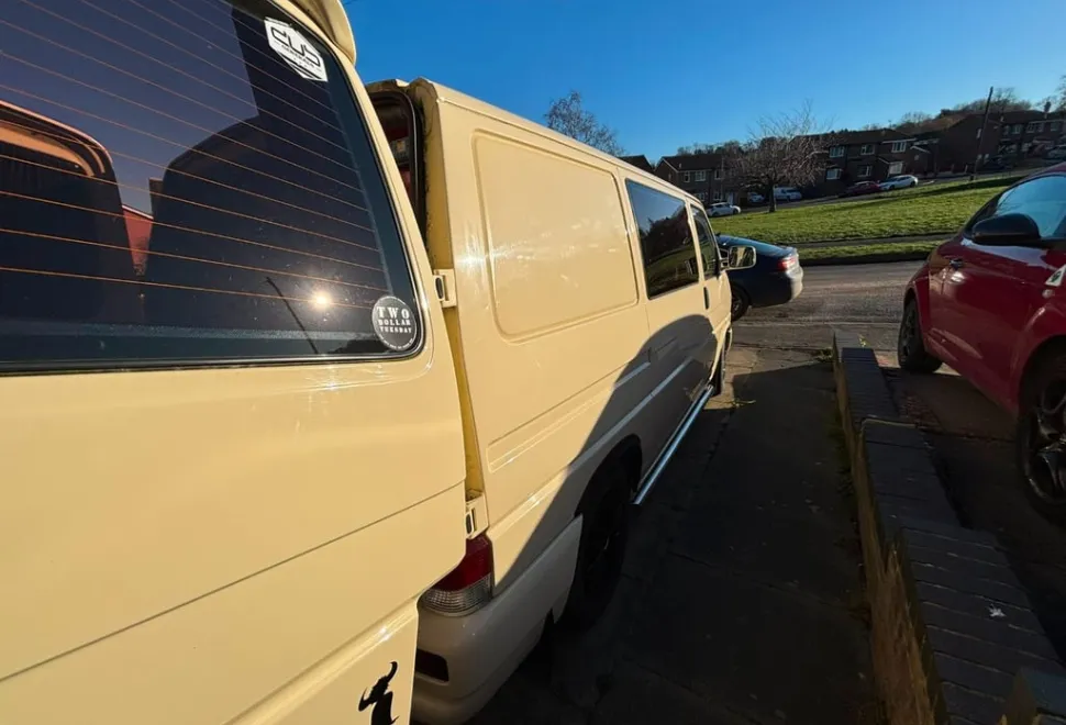 Volkswagen Transporter T4 TDI SWB 2001