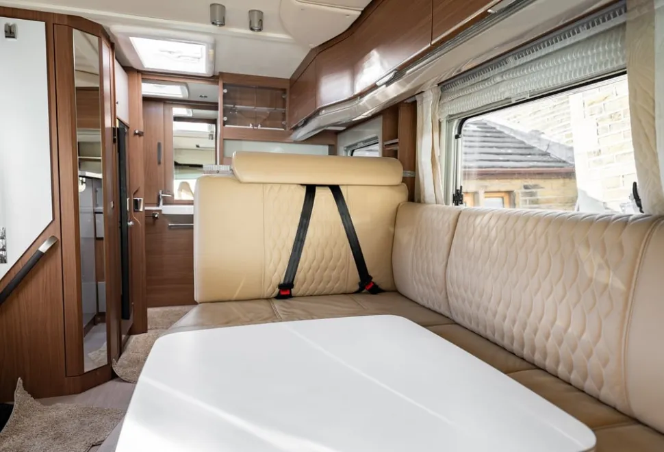 Burstner Ixeo TL680 G 2017
