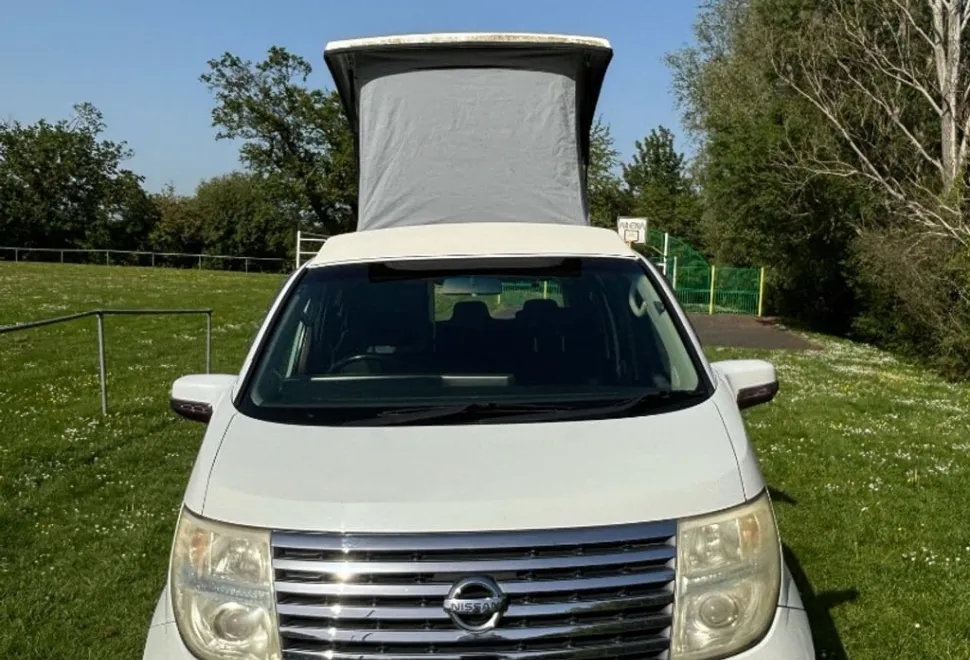 Nissan Elgrand 2006