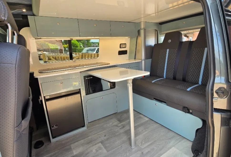Volkswagen Transporter 2024
