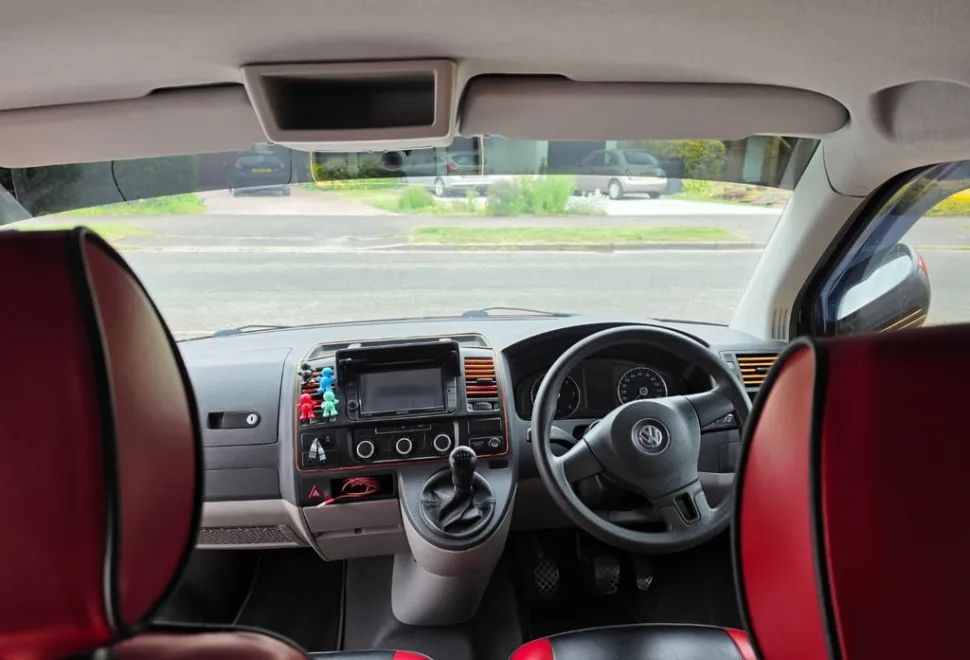 Volkswagen T5 2011