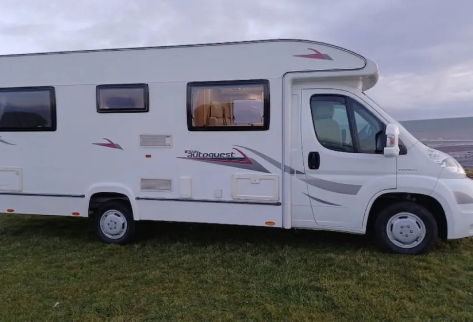 Elddis Autoquest 155 2009
