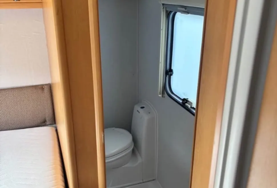 Elddis Autoquest 155 2009
