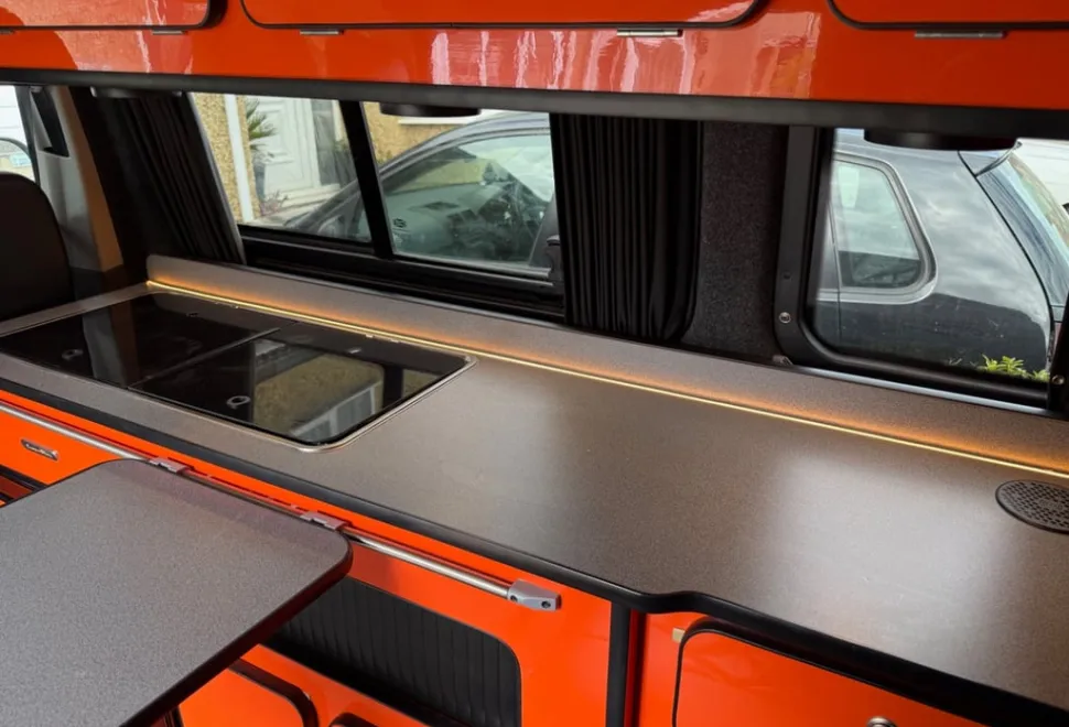 Volkswagen T6.1 SWB 2020