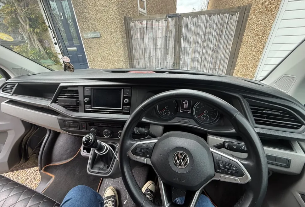 Volkswagen T6.1 SWB 2020