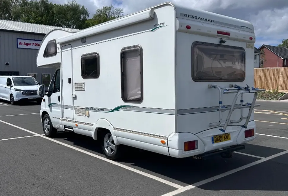 Bessacarr e425 2005