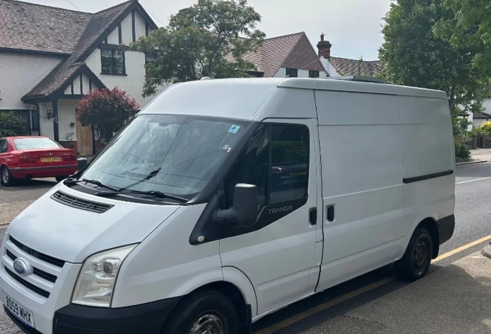 Ford Transit T280 fixed double bed 2010